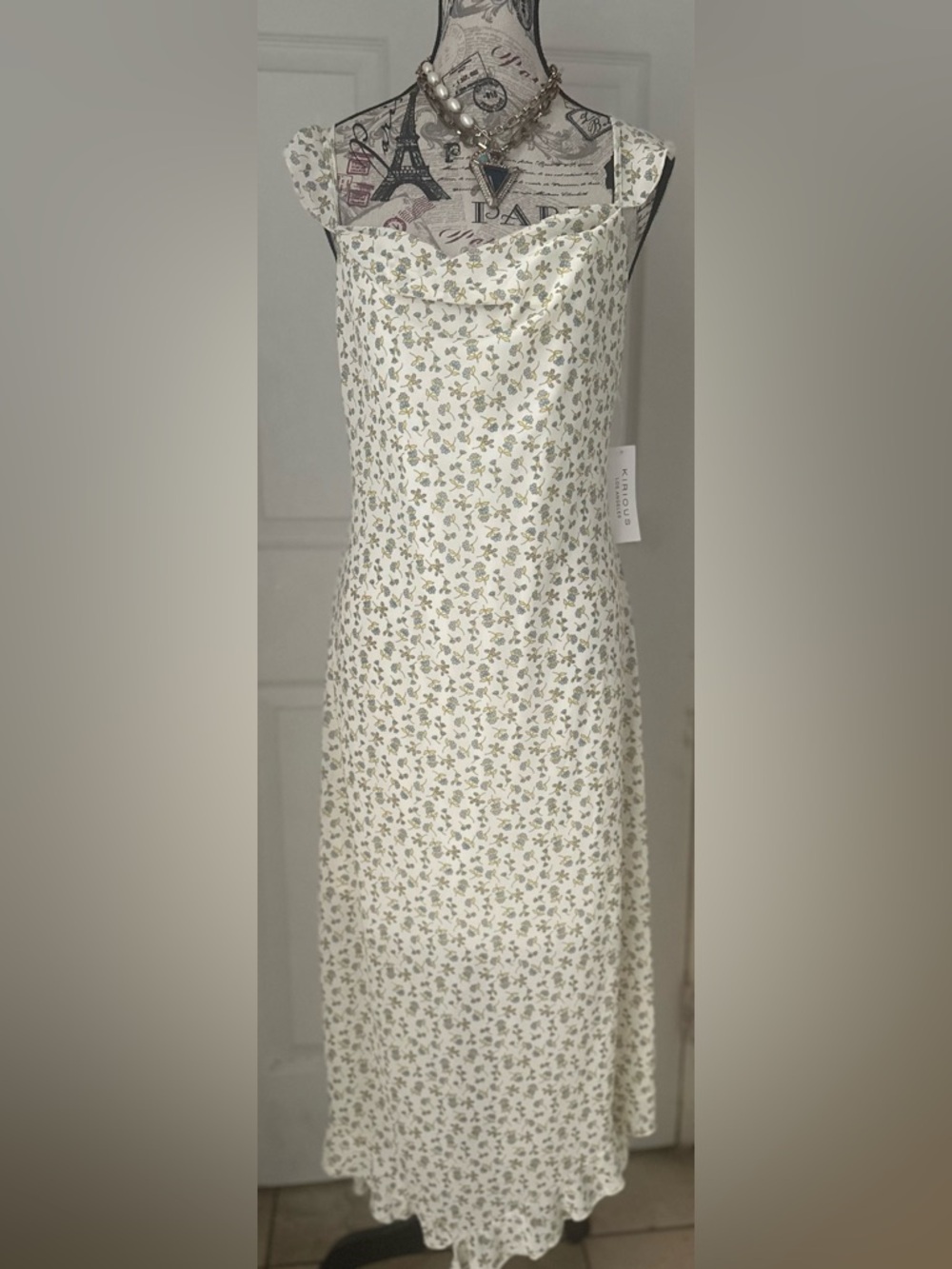 Kirious Cream Floral midi Dress